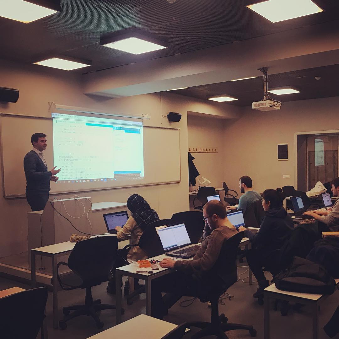 Bahçeşehir Üniversitesi